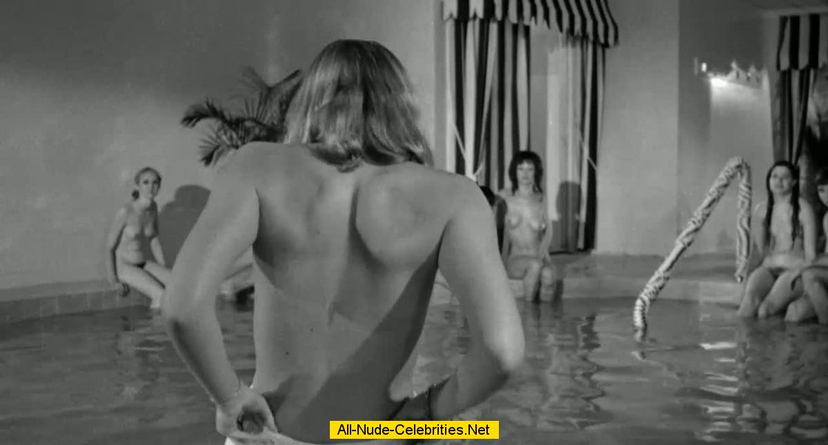 Nude photos of cybill shepherd