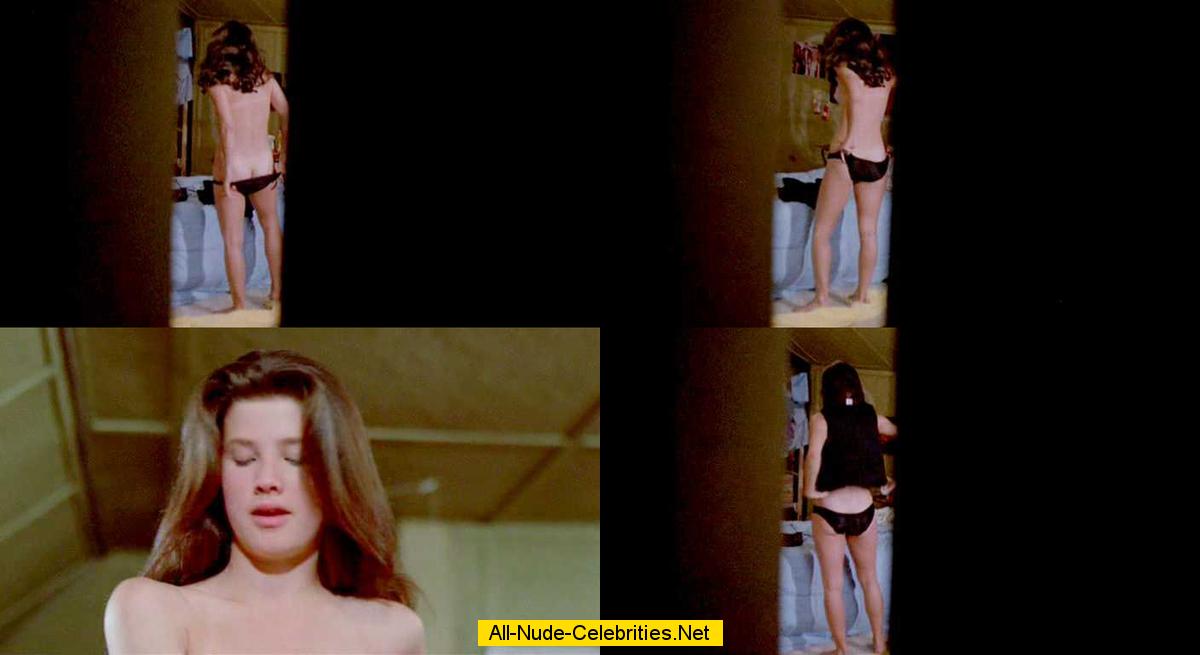 Daphne Zuniga naked movie captures.